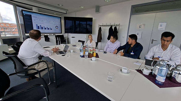 Meeting with experts from the Institute for Innovation and Technology (iit) in Berlin, where the delegation presented Uzbekistan's Strategy Dashboard and Geoportal and exchanged experiences on digital governance, innovation management and evidence-based public administration.