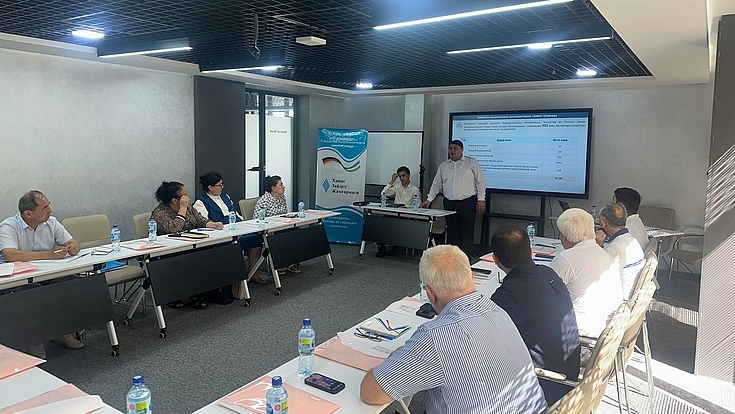 Открытие семинара Training of Trainers в Ассоциации махаллей. Трёхдневная программа сочетала практико-ориентированное обучение, обмен опытом и упражнения по модерации с целью подготовки будущих региональных тренеров для предоставления услуг, ориентированных на граждан.