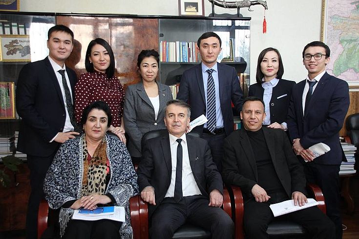 Стипендиаты совместной программы Фонда Ханнса Зайделя и Академии государственного управления при Президенте Республики Казахстан в Таджикистане